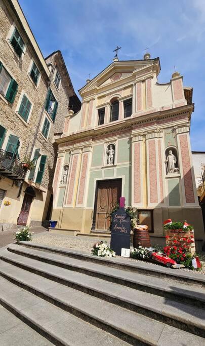 Car.Lo. Casa Vacanze Dolceacqua Eksteriør bilde